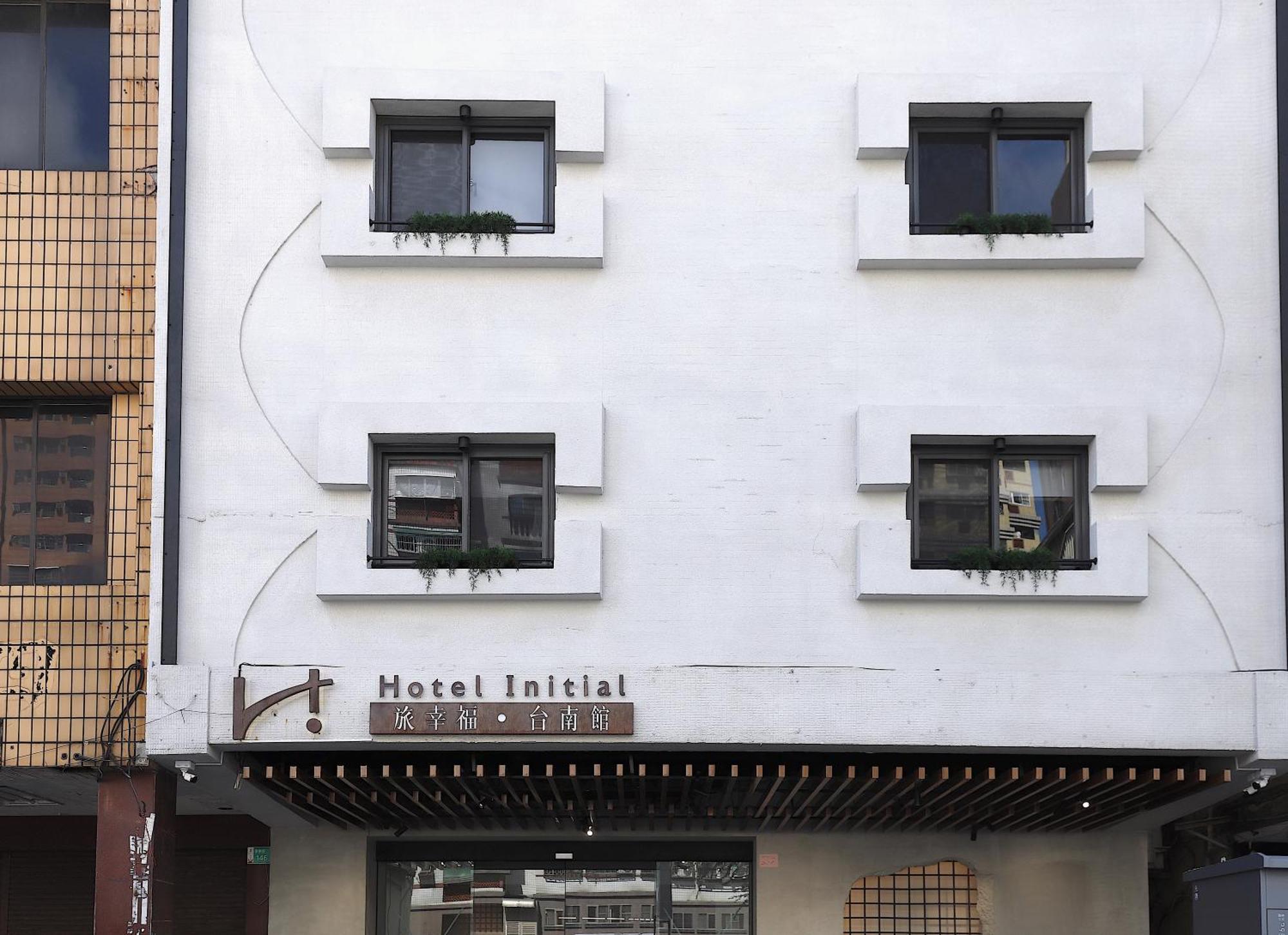 Hotel Initial-Tainan Exterior photo
